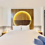 Centric Condo By Casago